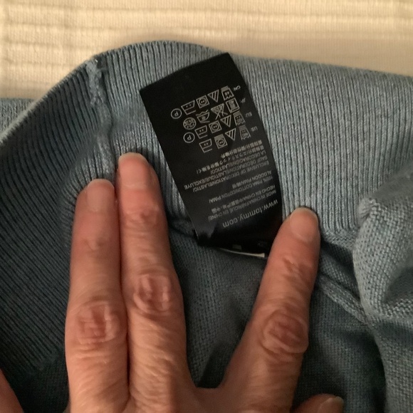 Tommy Hilfiger Light Blue Pima Cotton V Neck Sweater  Size M - Picture 8 of 8